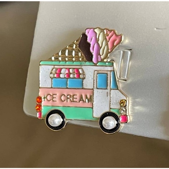 SUGARFIX by BaubleBar Earrings ‘Whipped Cream Whip' Crystal Ice Cream Truck NWT - Picture 1 of 8
